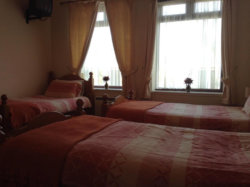 The Boat House Guesthouse Бот-оф-Гартен Номер фото